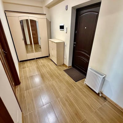 Аренда уютной 1-комнатной квартиры с гостиной, 52 м², центр Кишинёва, Молдова